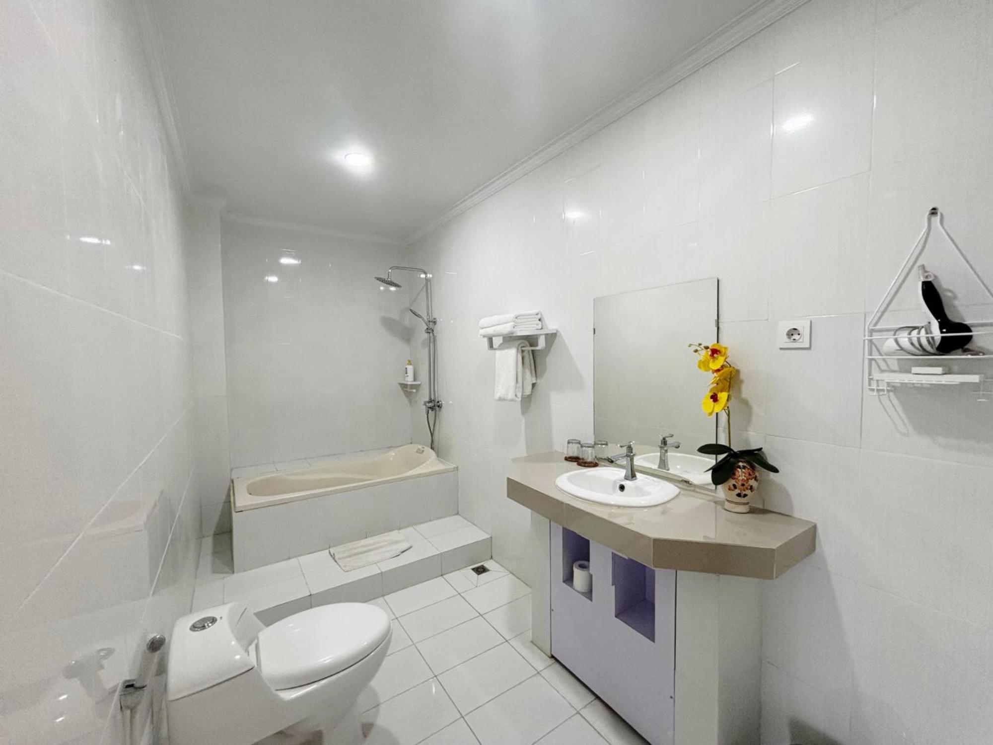 The Pandan Sari Hotel جيمباران الغرفة الصورة